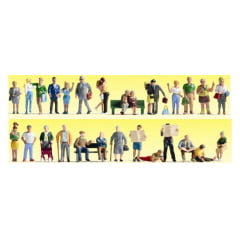 Figuras Diversas em Pé Figuras Diversas em Pé